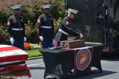 Last-Salute-military-funeral-guard-7350