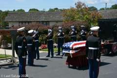 Last-Salute-military-funeral-guard-7370