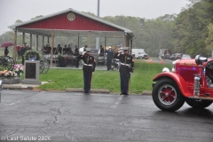 Last-Salute-military-funeral-guard-15