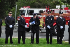 Last-Salute-military-funeral-guard-191