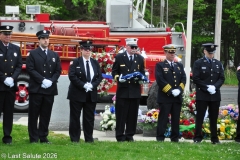 Last-Salute-military-funeral-guard-195