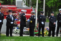 Last-Salute-military-funeral-guard-196