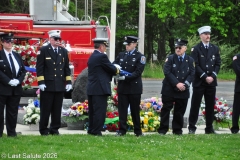Last-Salute-military-funeral-guard-197