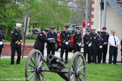 Last-Salute-military-funeral-guard-204