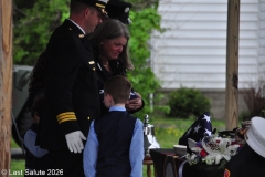 Last-Salute-military-funeral-guard-237