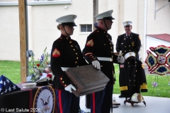 Last-Salute-military-funeral-guard-80