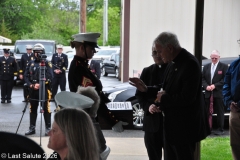 Last-Salute-military-funeral-guard-93