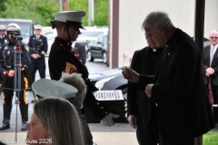 Last-Salute-military-funeral-guard-96