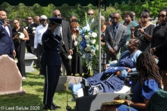 Last-Salute-military-funeral-guard-115