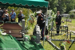 Last-Salute-military-funeral-guard-119