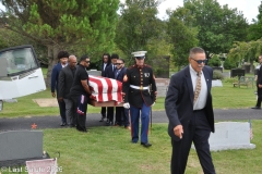 Last-Salute-military-funeral-guard-19