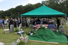Last-Salute-military-funeral-guard-24