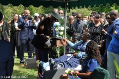 Last-Salute-military-funeral-guard-50