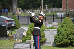Last-Salute-military-funeral-guard-81