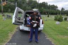 Last-Salute-military-funeral-guard-9