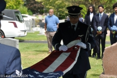 Last-Salute-military-funeral-guard-90