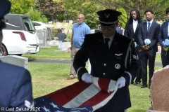 Last-Salute-military-funeral-guard-91