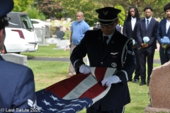Last-Salute-military-funeral-guard-92