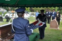 Last-Salute-military-funeral-guard-93