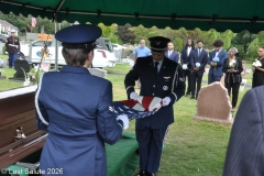 Last-Salute-military-funeral-guard-95