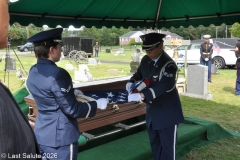 Last-Salute-military-funeral-guard-99