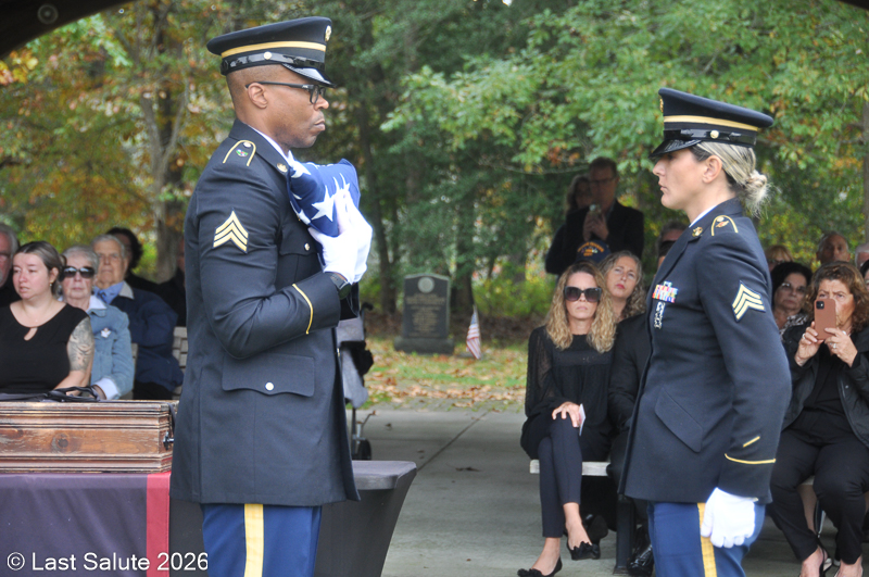 Last-Salute-military-funeral-guard-107