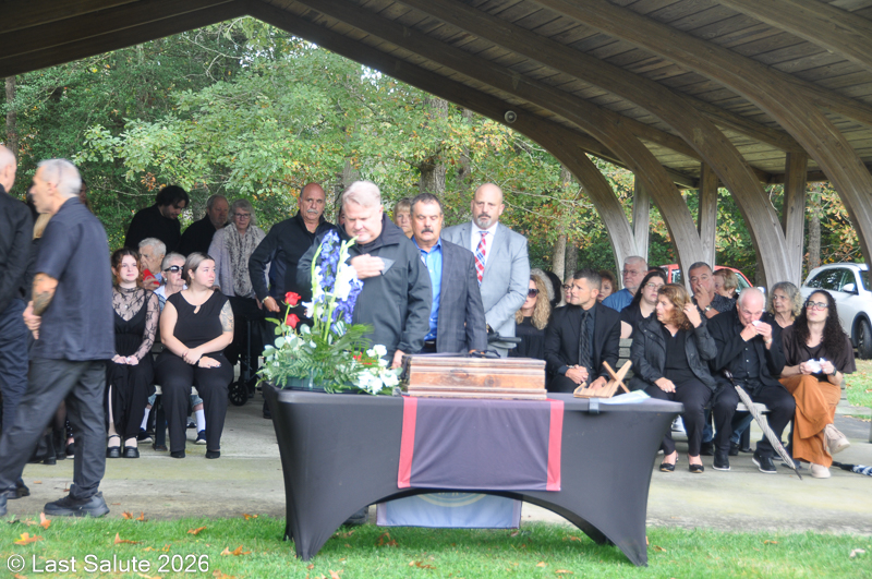 Last-Salute-military-funeral-guard-121