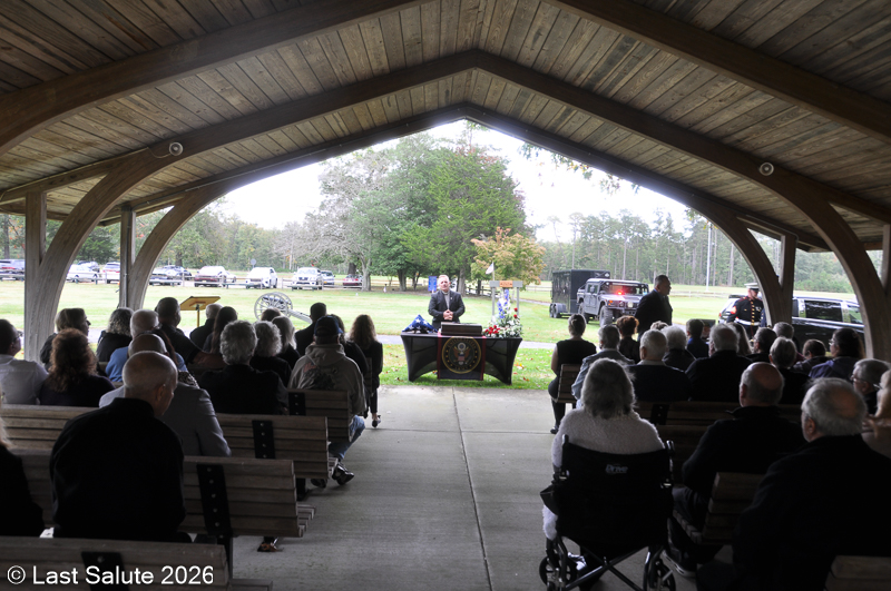 Last-Salute-military-funeral-guard-4
