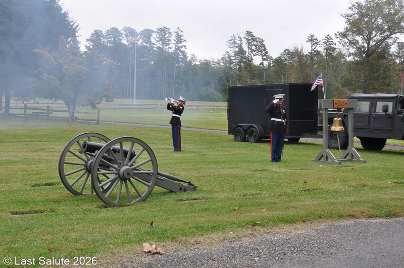 Last-Salute-military-funeral-guard-65