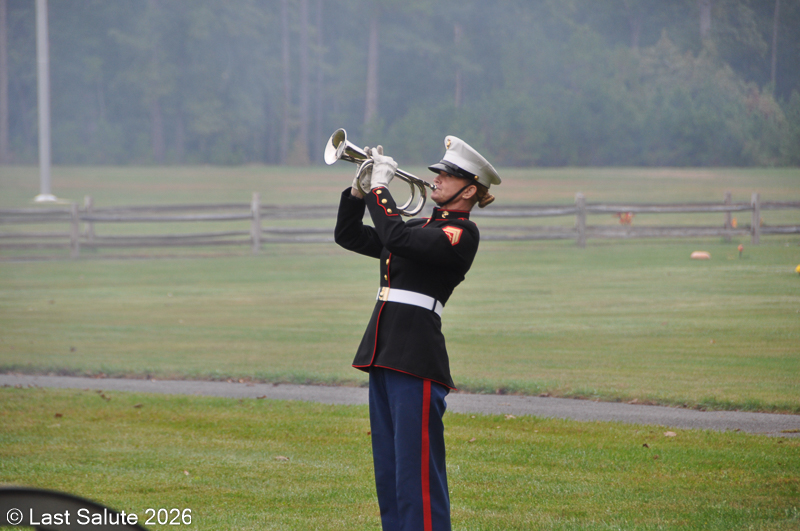 Last-Salute-military-funeral-guard-67