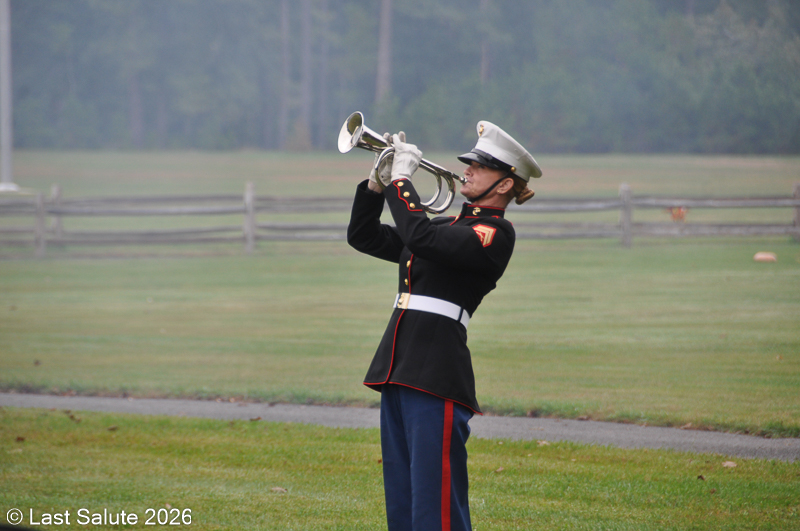 Last-Salute-military-funeral-guard-68