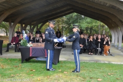 Last-Salute-military-funeral-guard-104