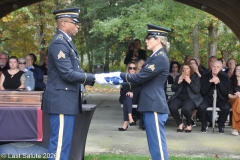 Last-Salute-military-funeral-guard-109