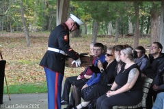 Last-Salute-military-funeral-guard-40