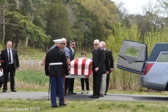 Last-Salute-military-funeral-guard-14