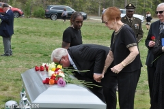 Last-Salute-military-funeral-guard-141