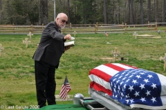 Last-Salute-military-funeral-guard-28