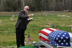 Last-Salute-military-funeral-guard-29