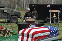 Last-Salute-military-funeral-guard-39
