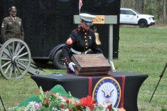 Last-Salute-military-funeral-guard-54