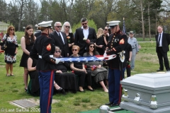Last-Salute-military-funeral-guard-89