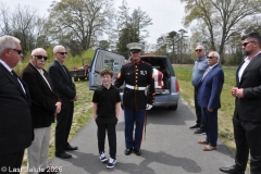 Last-Salute-military-funeral-guard-9