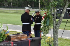 Last-Salute-military-funeral-guard-100