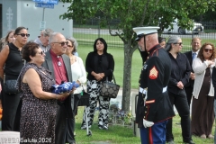 Last-Salute-military-funeral-guard-109