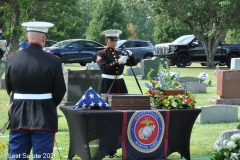 Last-Salute-military-funeral-guard-41