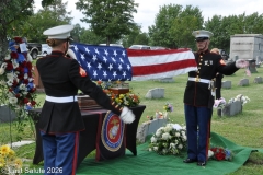 Last-Salute-military-funeral-guard-70