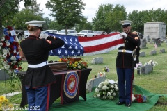 Last-Salute-military-funeral-guard-71