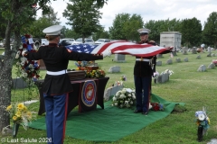 Last-Salute-military-funeral-guard-72