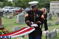Last-Salute-military-funeral-guard-80