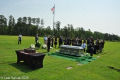 Last-Salute-military-funeral-guard-109